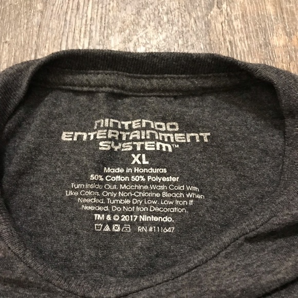 Nintendo T-shirt XL - Picture 3 of 4